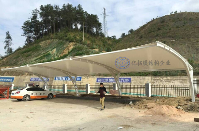 �F��ʡ���ٹ�·�������(zh��n)�h(yu��n)���(du��)Ĥ�Y(ji��)��(g��u)܇(ch��)��